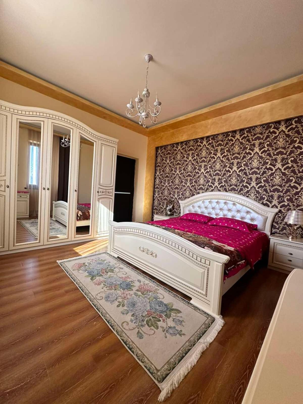 Abo Hotel Yerevan Exterior photo